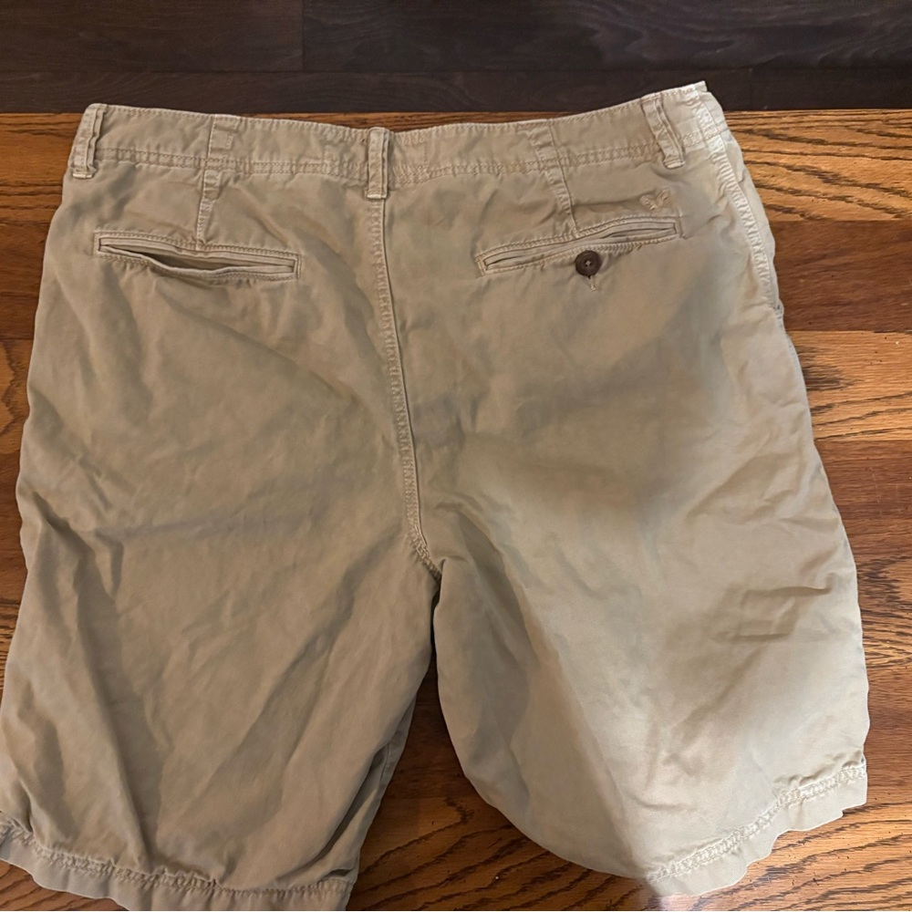 American Eagle Outfitters Tan Flat Front Shorts - Picture 2 of 4